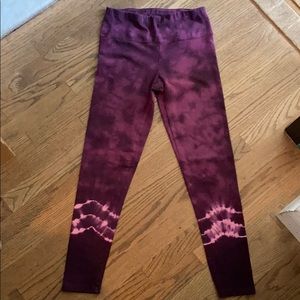Tie-dye leggings!